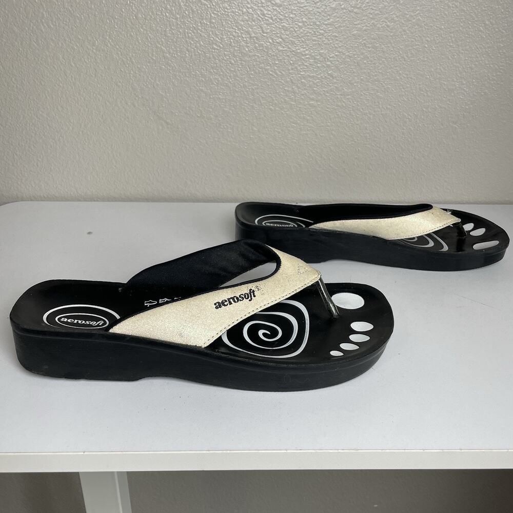 Aerosoft Womens Size 41 Thong Black White Sandals Glitter US 9.5 / 10